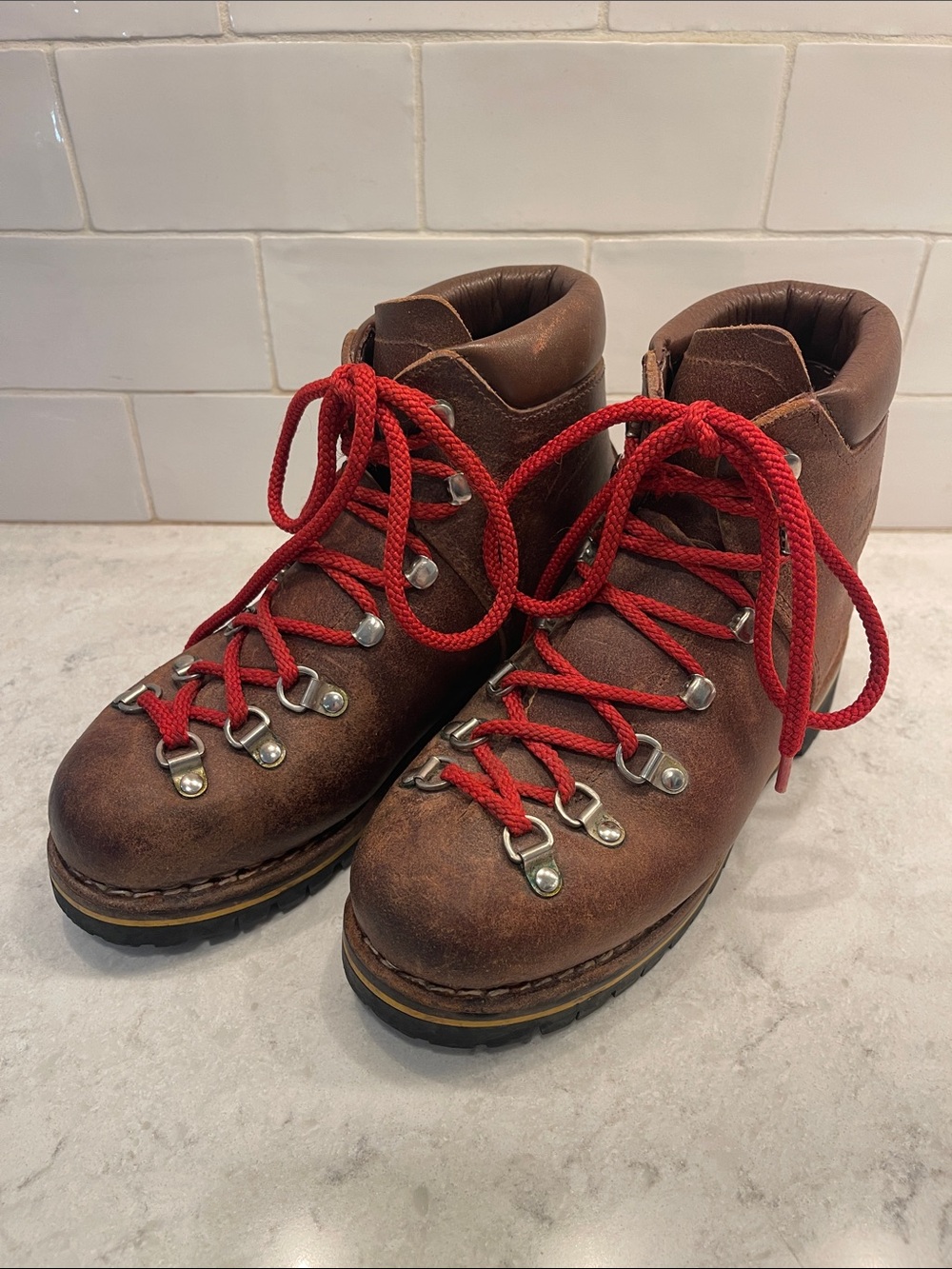 Vintage Raichle Swiss Leather Hiking Mountaineering Boot, Size M 5.5 / W 7.5